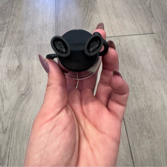 Wendy's Frosty Frights Bone Chiller Bone Bag Toy Figure 2024 Halloween Exclusive - Picture 4 of 5